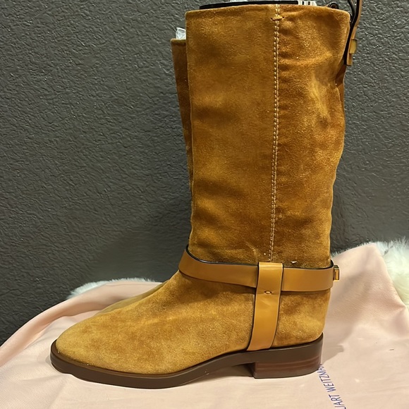New Stuart Weitzman tan suede short boot - Picture 5 of 12